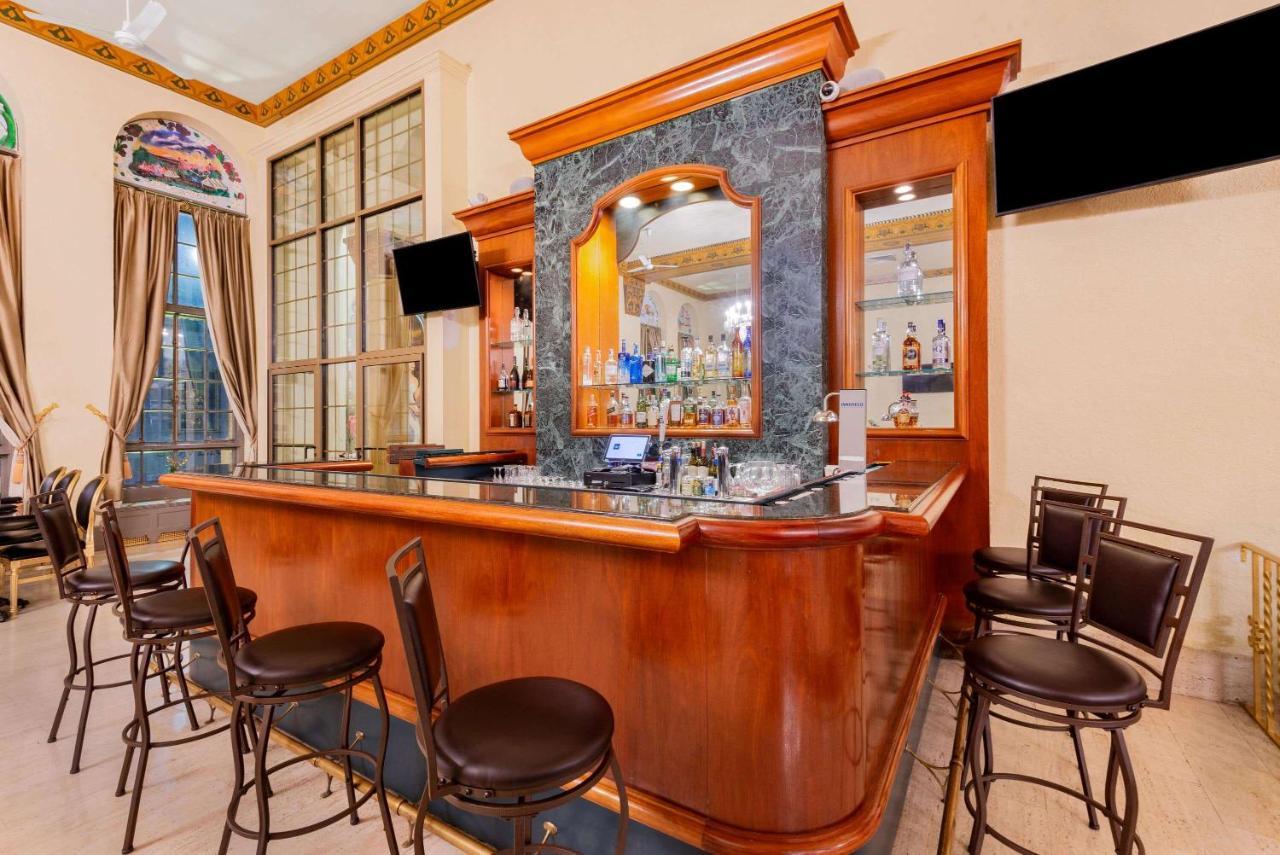 The Americus Hotel, Trademark Collection By Wyndham Allentown Bagian luar foto